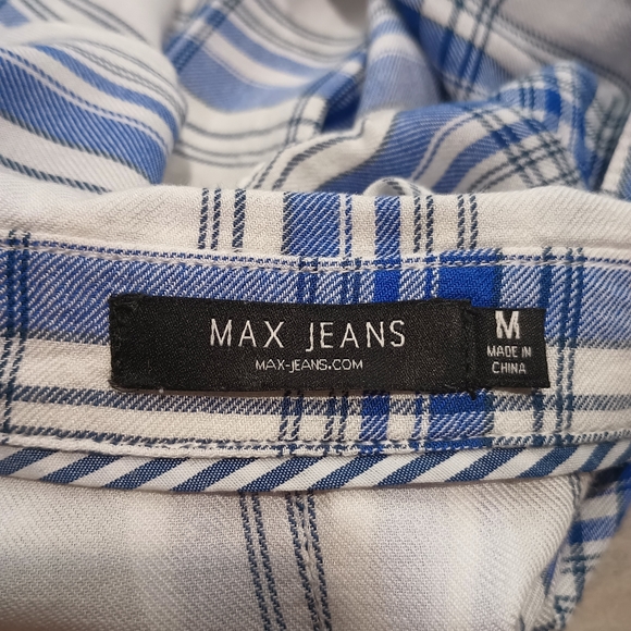 Max Jean's Blue and White Plaid Sleeveless Button Down Top Size M - Picture 11 of 11